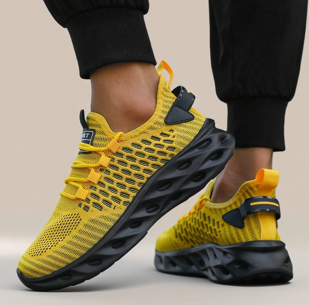 Running Cap Lightweight - Sepatu Jalan Pria Bernapas, Ringan, Modis,